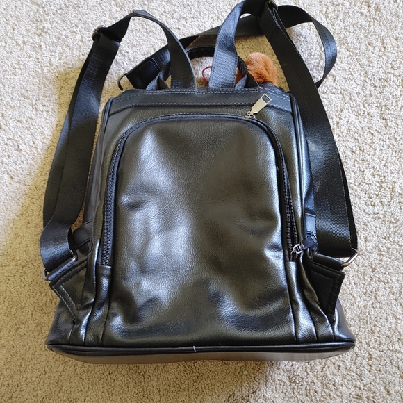 Anti theft backpack - Picture 2 of 2